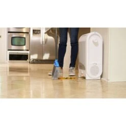 EyeVac Professional Touchless Vacuum Cleaner 11 EyeVac Professional Touchless Vacuum Cleaner -PetSafe Kong Shop 300095 PT4. AC SS1800 V1623366498