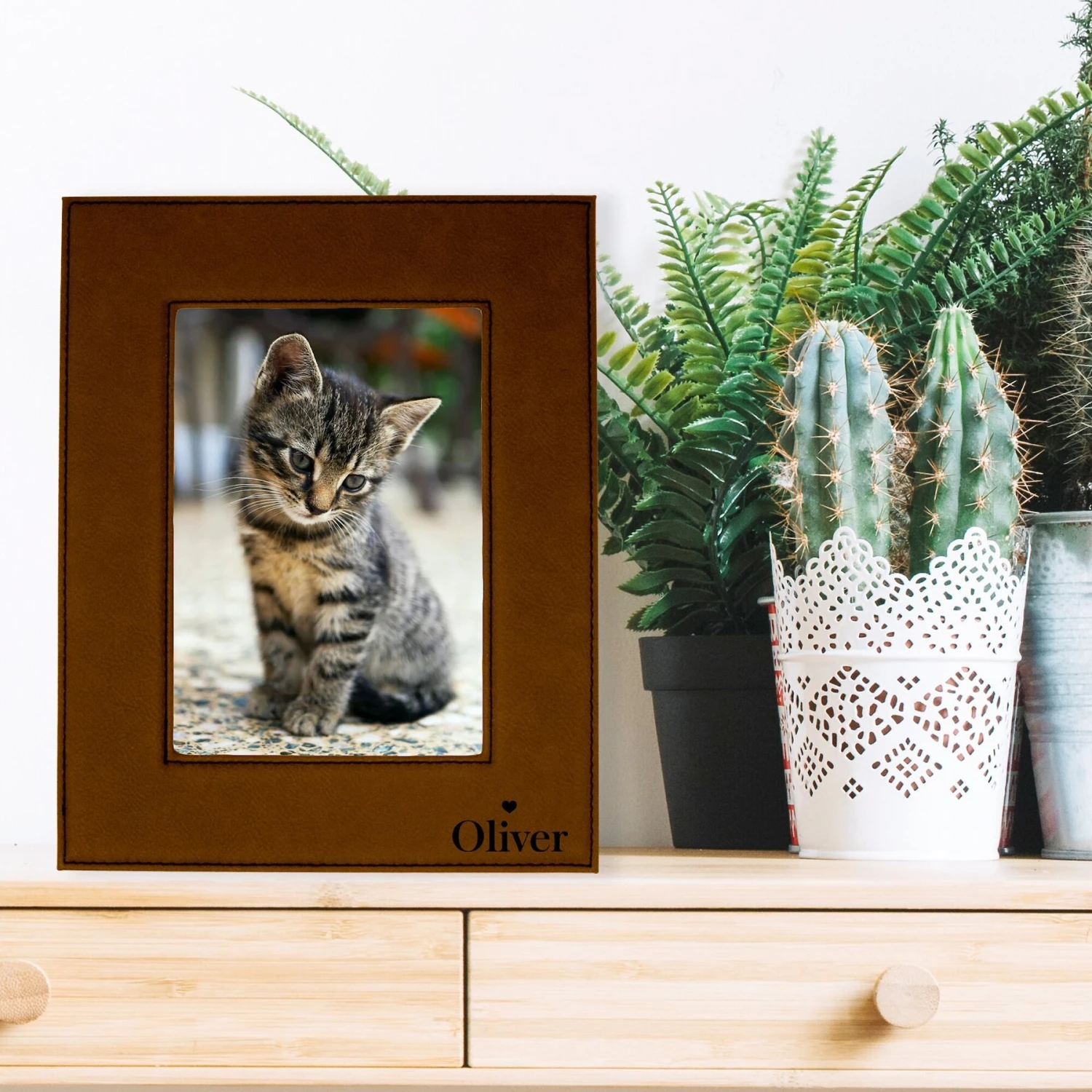904 Custom Personalized Name With Heart Leatherette Pet Picture Frame 2 904 Custom Personalized Name With Heart Leatherette Pet Picture Frame - Image 2