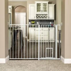 Carlson Pet Products Maxi Extra Tall Walk-Thru Dog Gate With Pet Door -PetSafe Kong Shop 58495 PT2. AC SS1800 V1569011577