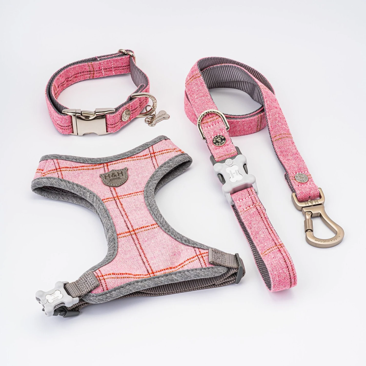 HUGO & HUDSON Checked Tweed Dog Leash 9 HUGO & HUDSON Checked Tweed Dog Leash - Image 9