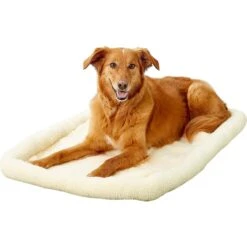 Carlson Pet Products Fleece Dog Crate Mat 9 Carlson Pet Products Fleece Dog Crate Mat -PetSafe Kong Shop 82458 PT3. AC SS1800 V1569510158