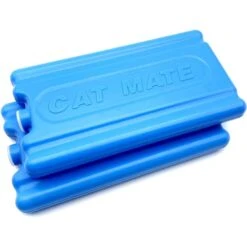 Cat Mate C200 Automatic Timed Cat & Dog Feeder + Cat Mate Closer Pets Replacement Ice Pack, Blue