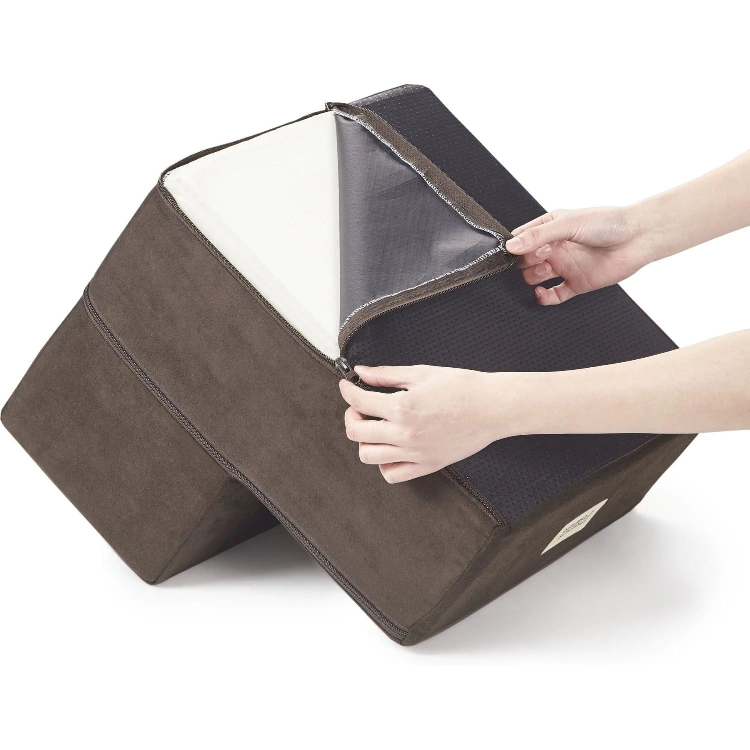 Friends Forever Milo 2-Step Non-Slip Small Dog & Cat Stairs 3 Friends Forever Milo 2-Step Non-Slip Small Dog & Cat Stairs - Image 3