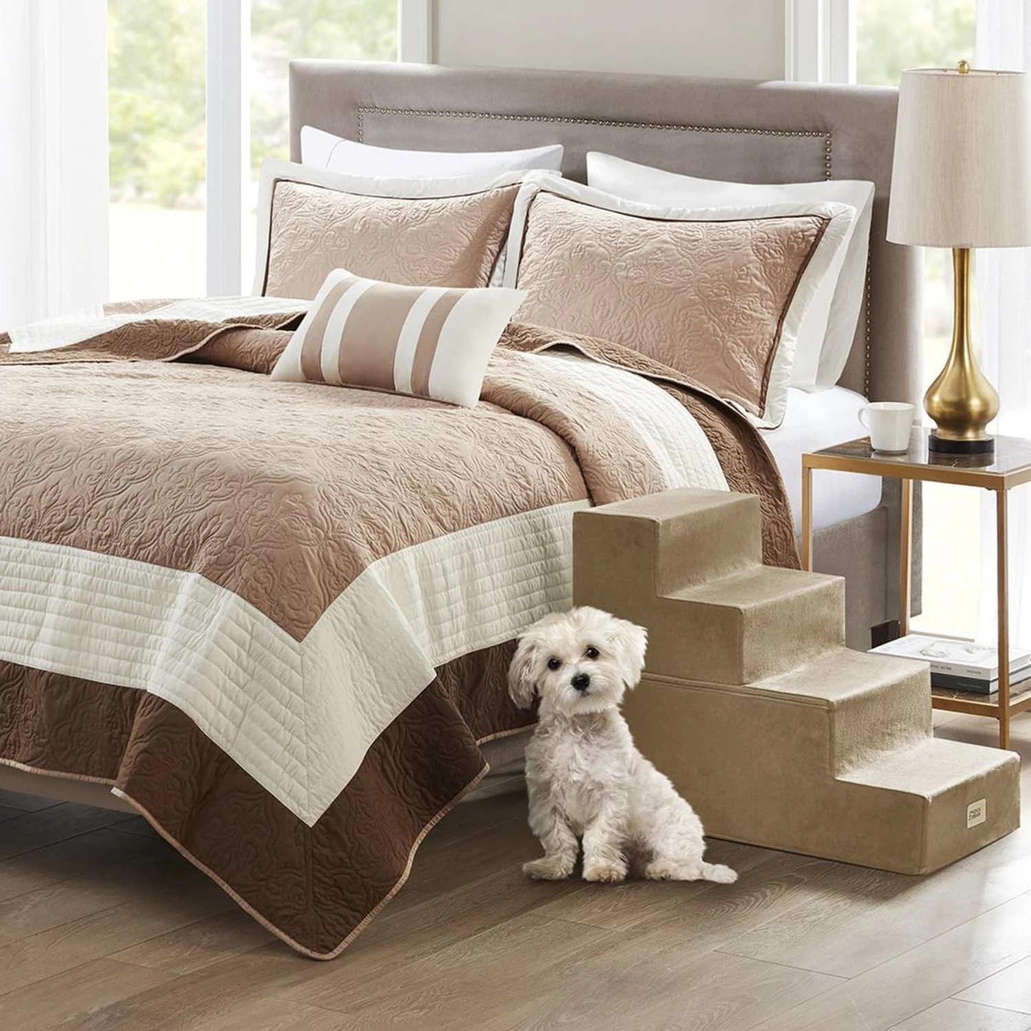 Friends Forever Milo 4-Step Non-Slip Small Dog & Cat Stairs 6 Friends Forever Milo 4-Step Non-Slip Small Dog & Cat Stairs - Image 6