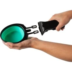 Pounce + Fetch Collapsible Food Scoop With Detachable Bag Clip, Teal, 7-oz Bag -PetSafe Kong Shop 883358 PT8. AC SS1800 V1686250290