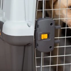 MidWest Skudo Standard Plastic Dog & Cat Kennel -PetSafe Kong Shop 89371 PT6. AC SS1800 V1569016420